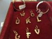 letter W  plaque d or Letter hangertje vintage plaqué or