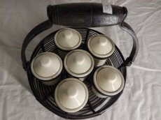 mandje met 6 potjes mandje met 6 potjes